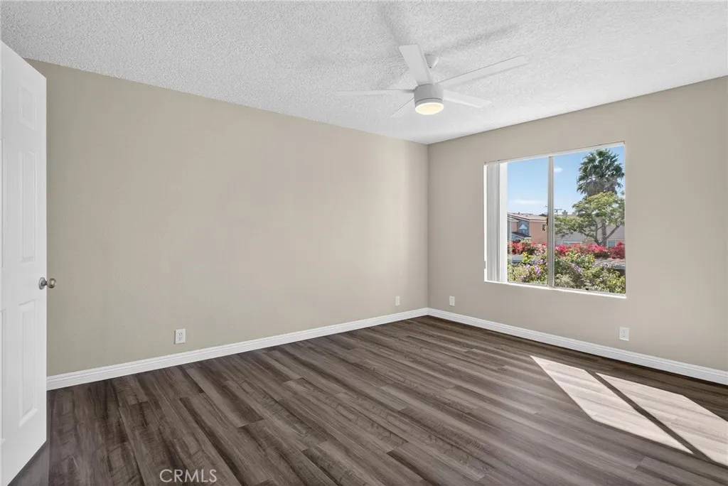 20547 S Vermont Avenue 2, Torrance, California 90502 home-pic-17